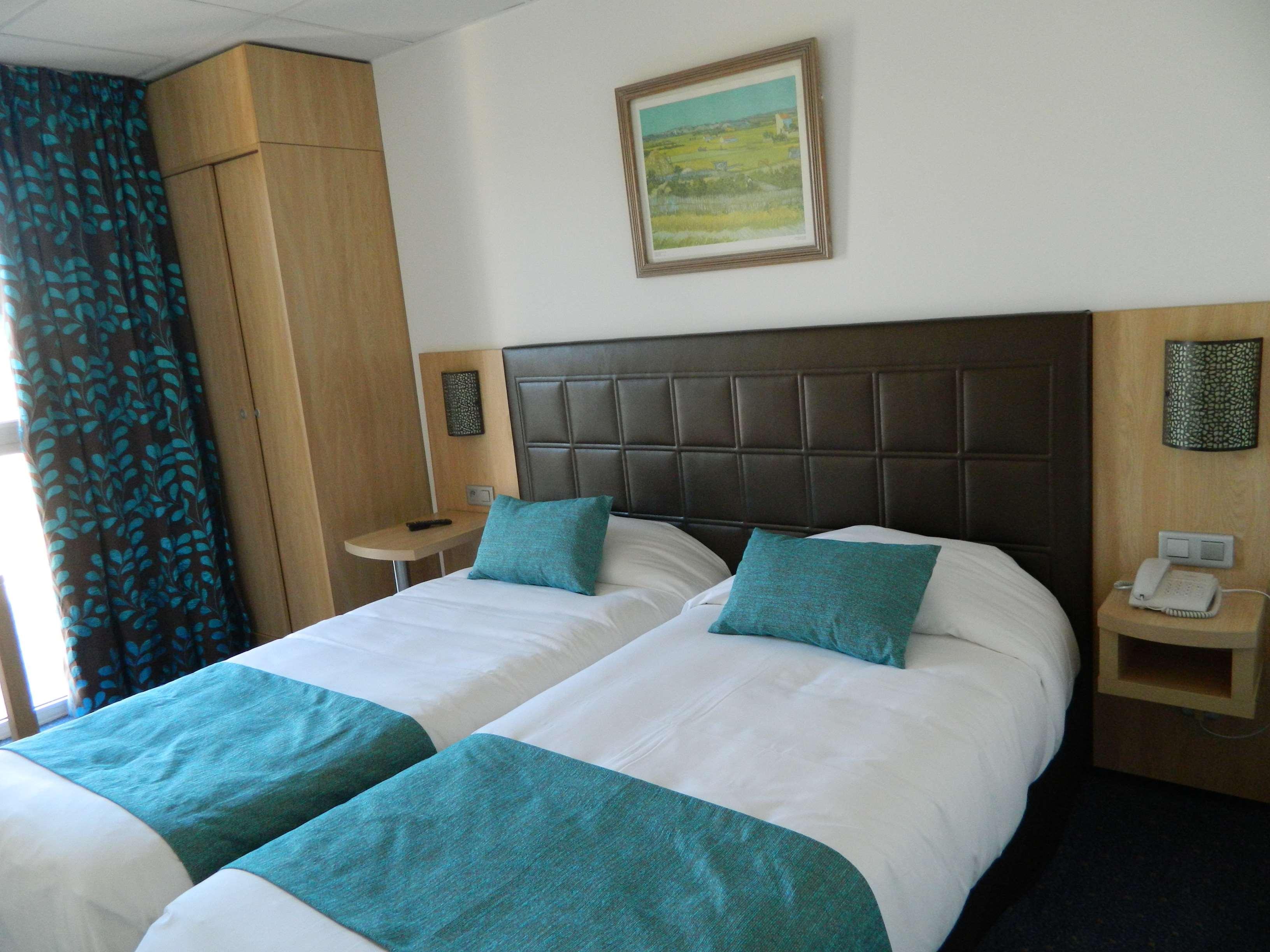 Atrium Centre Hotel