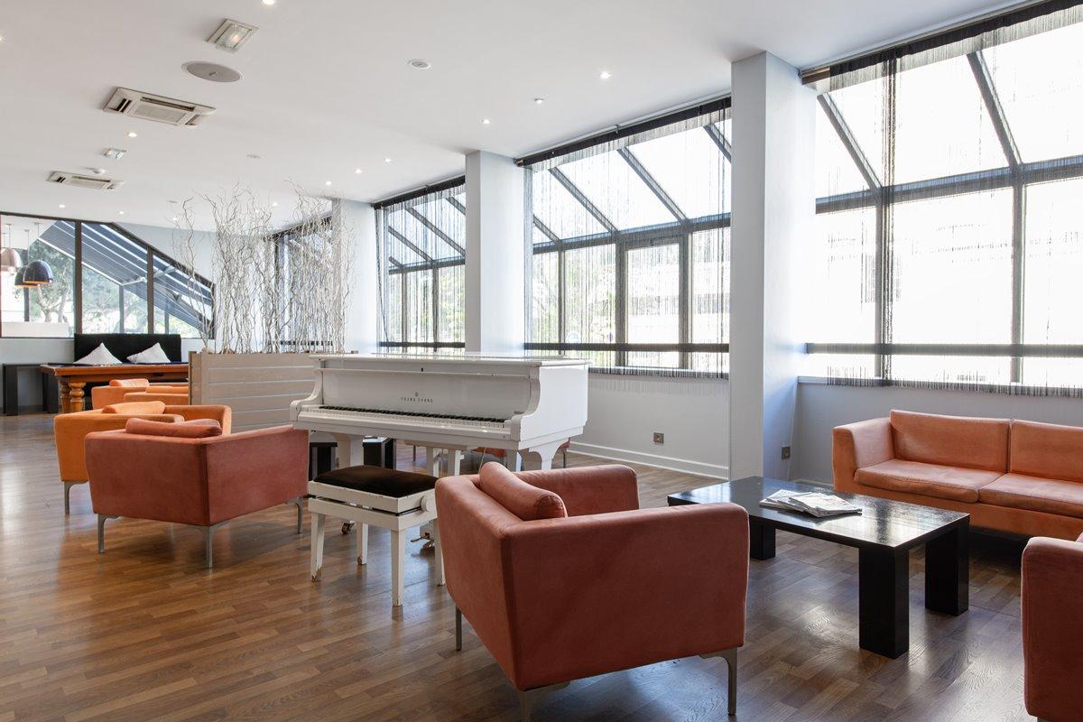 Atrium Centre 3*