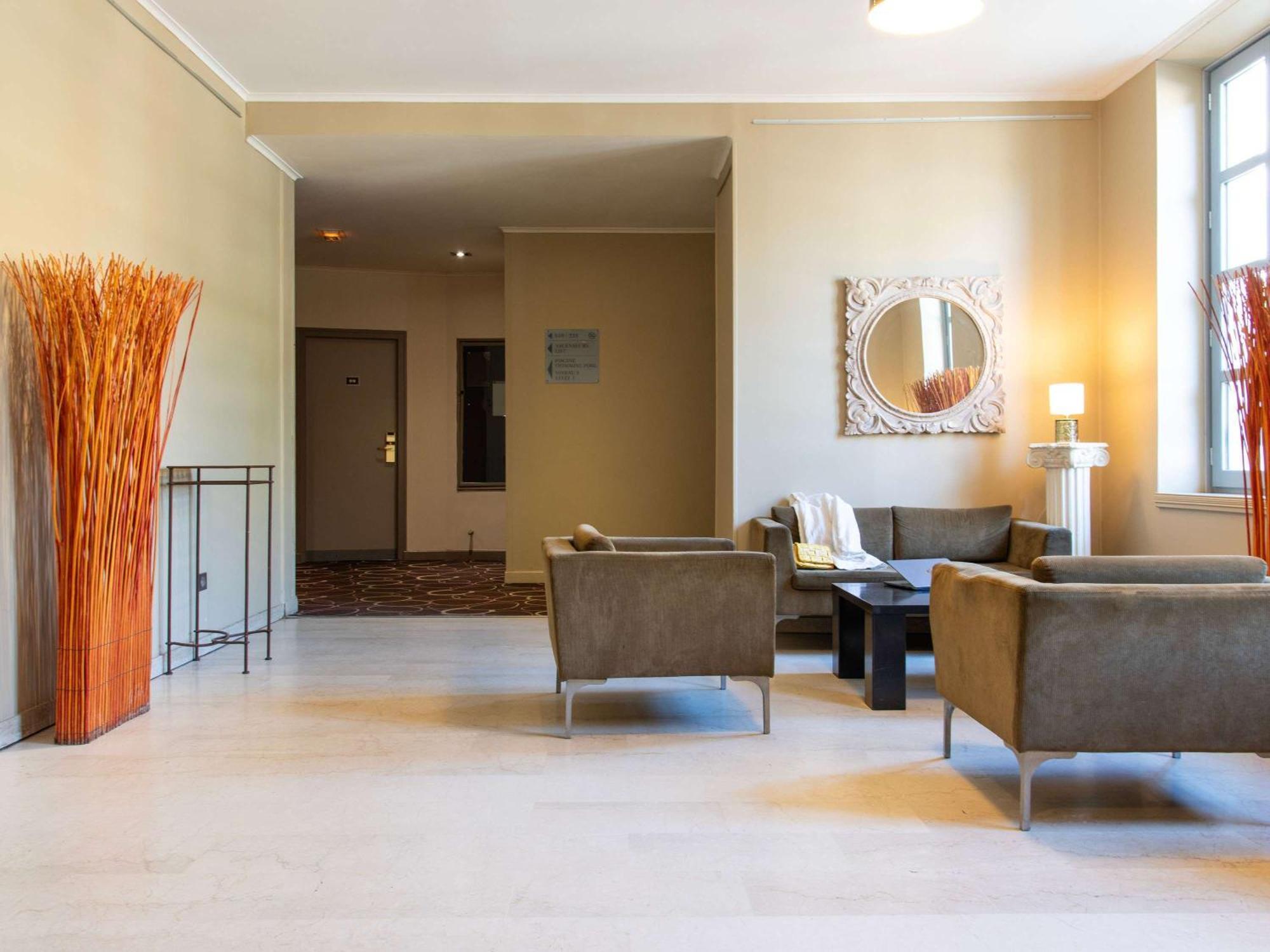 Hotel Atrium Centre
